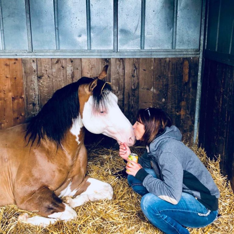 received 531459695646174 8811d01946484092ff3129aa9d6b9af6 768x769